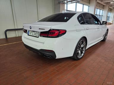 5 Series (G30)