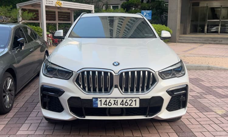 X6 (G06)