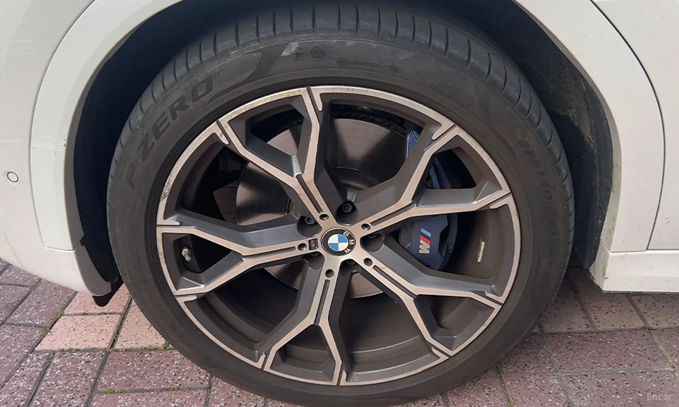 X6 (G06)