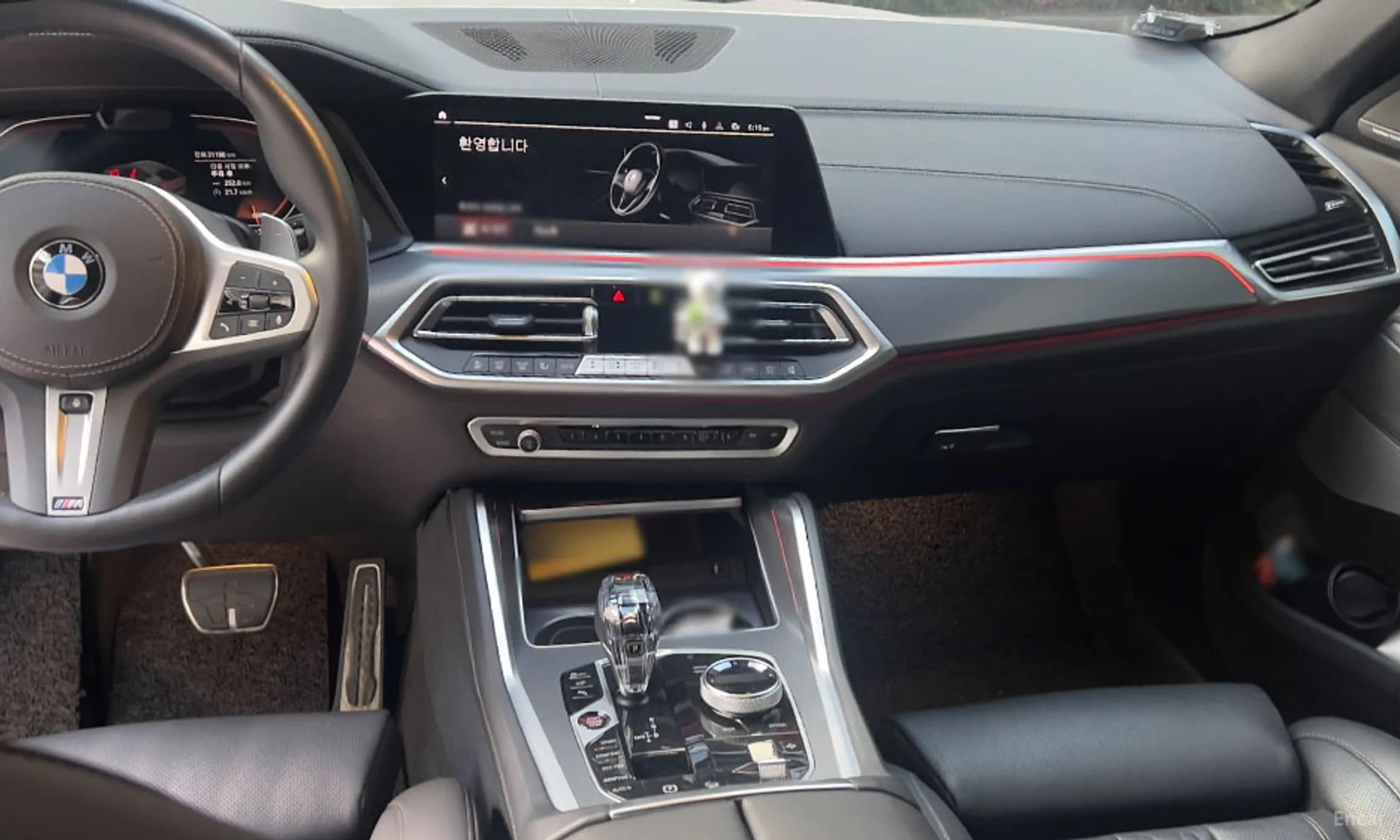 X6 (G06)