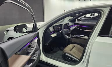 5 Series (G60)