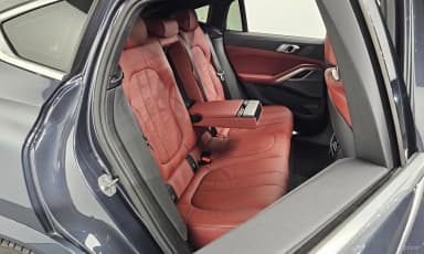 X6 (G06)