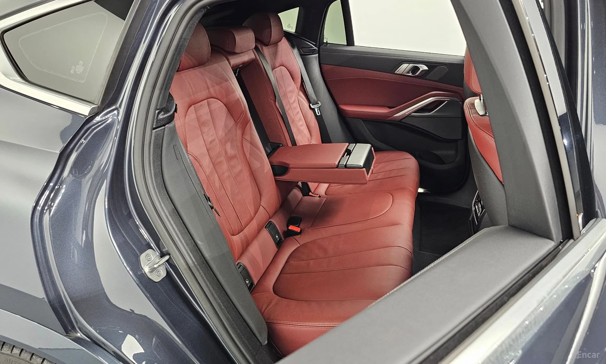 X6 (G06)