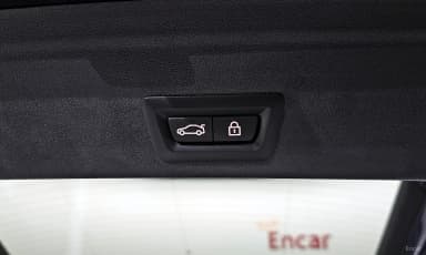 X6 (G06)