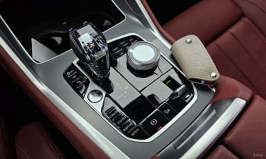 X6 (G06)