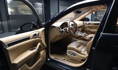 New Cayenne