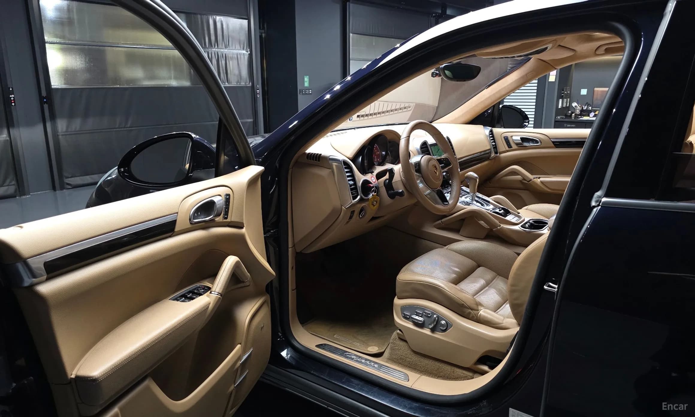New Cayenne