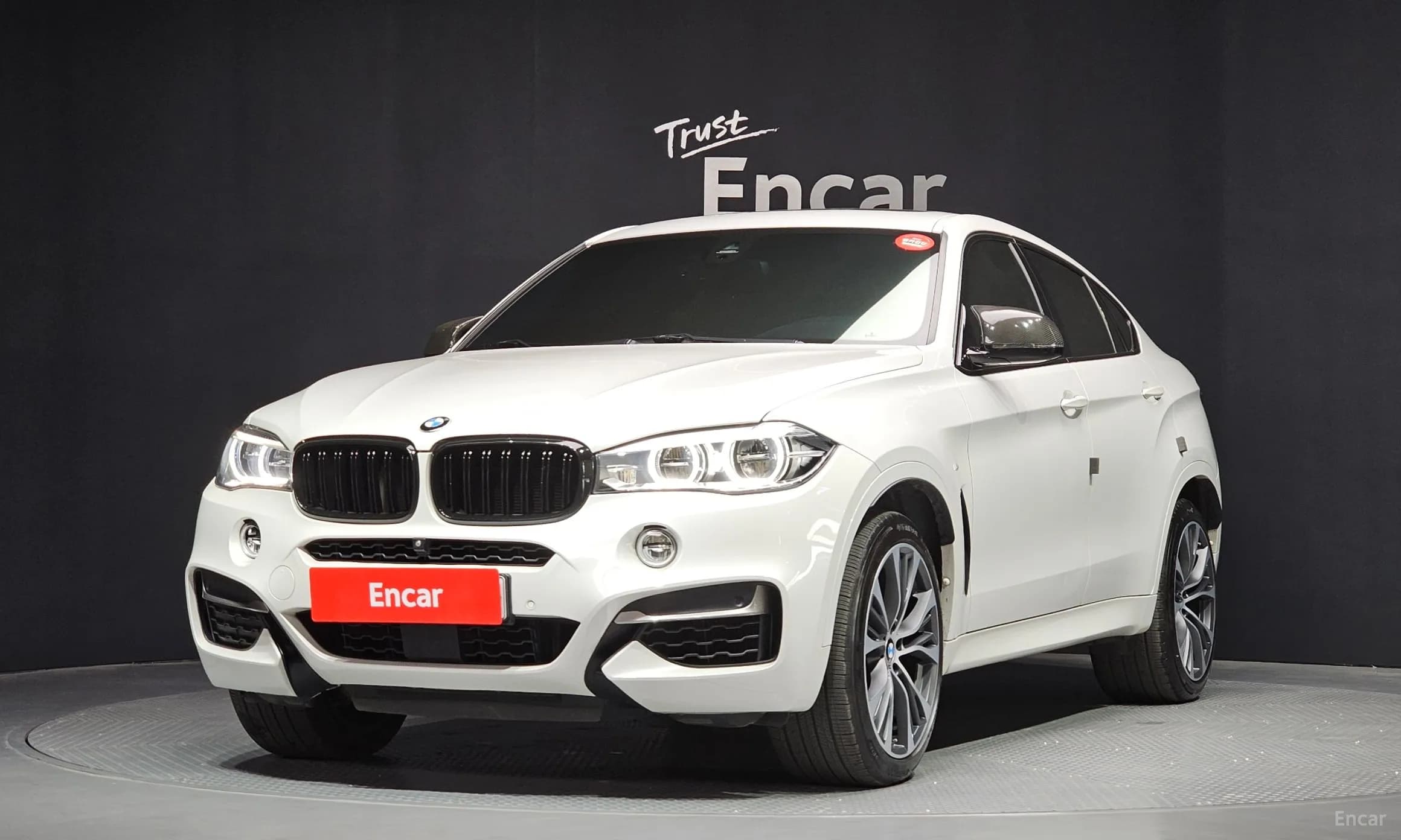 X6 (F16)