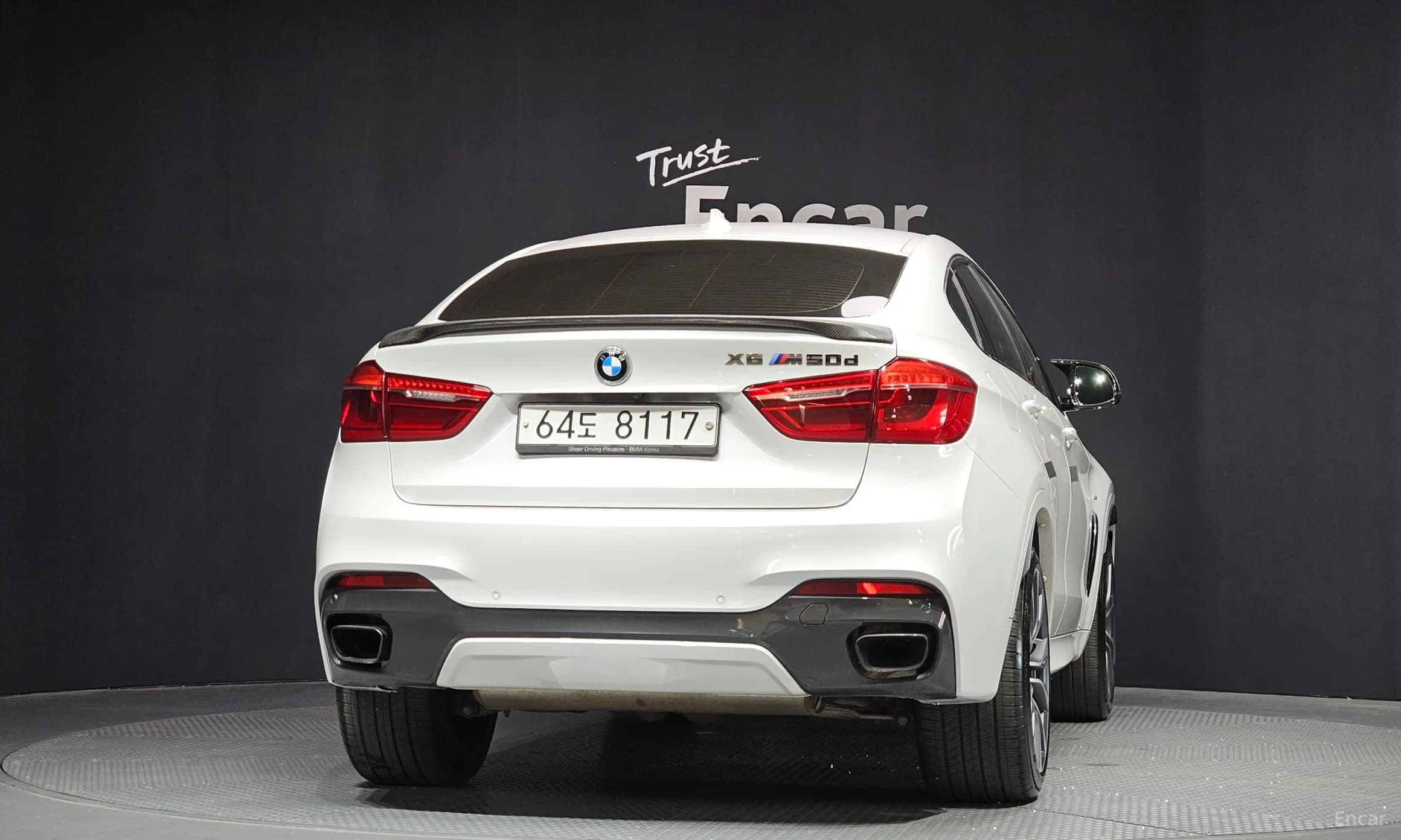 X6 (F16)