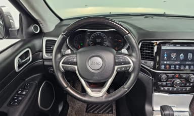 Grand Cherokee