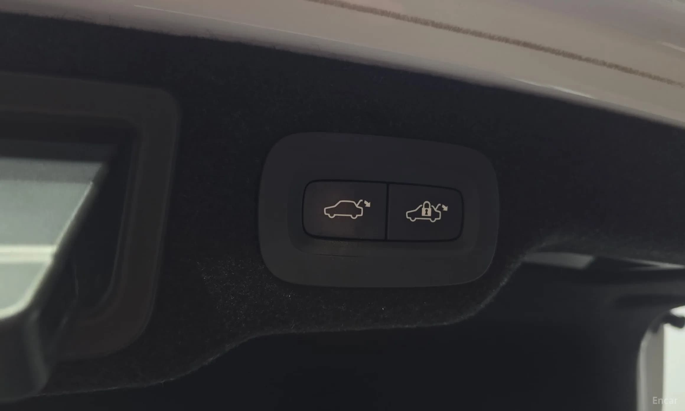 S90