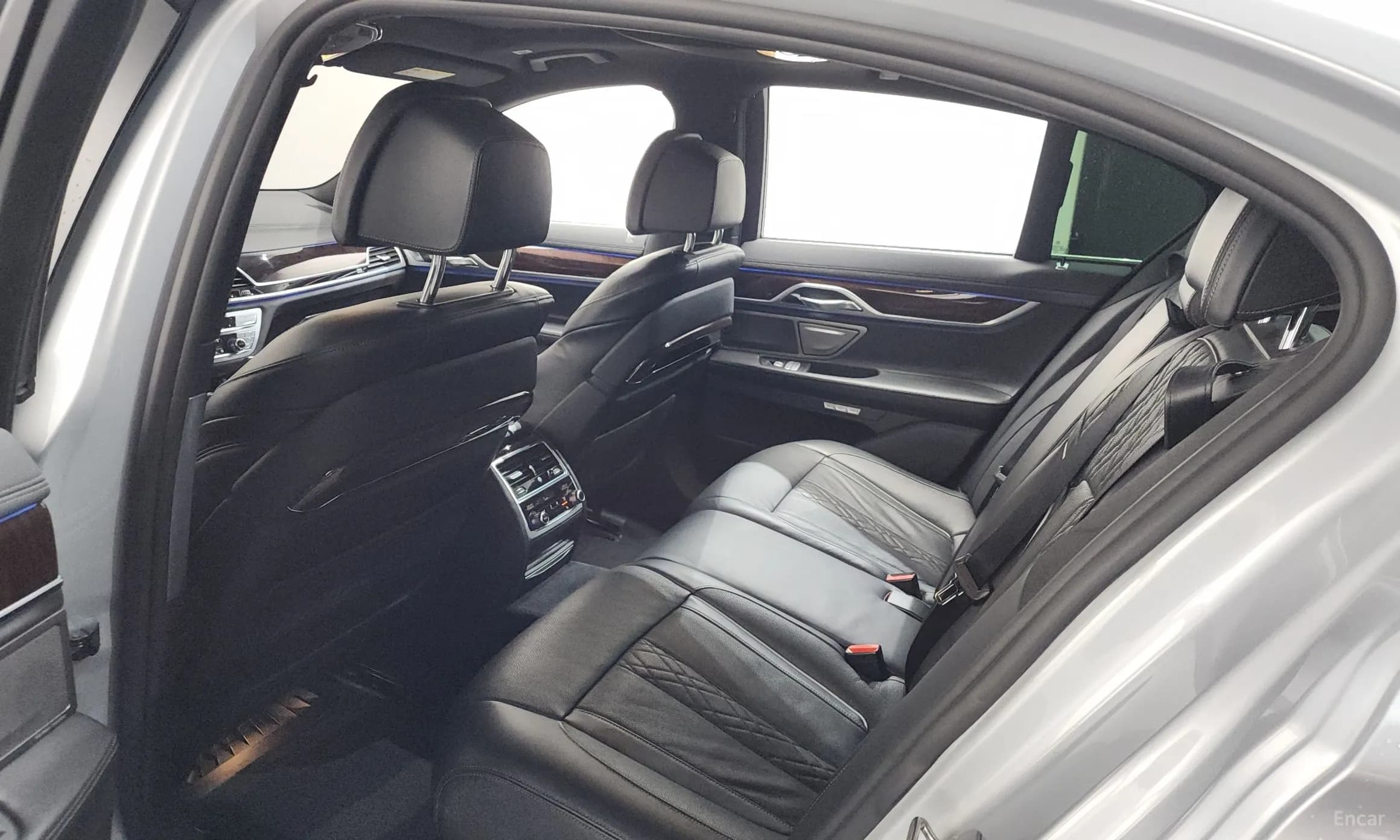 7 Series (G11)