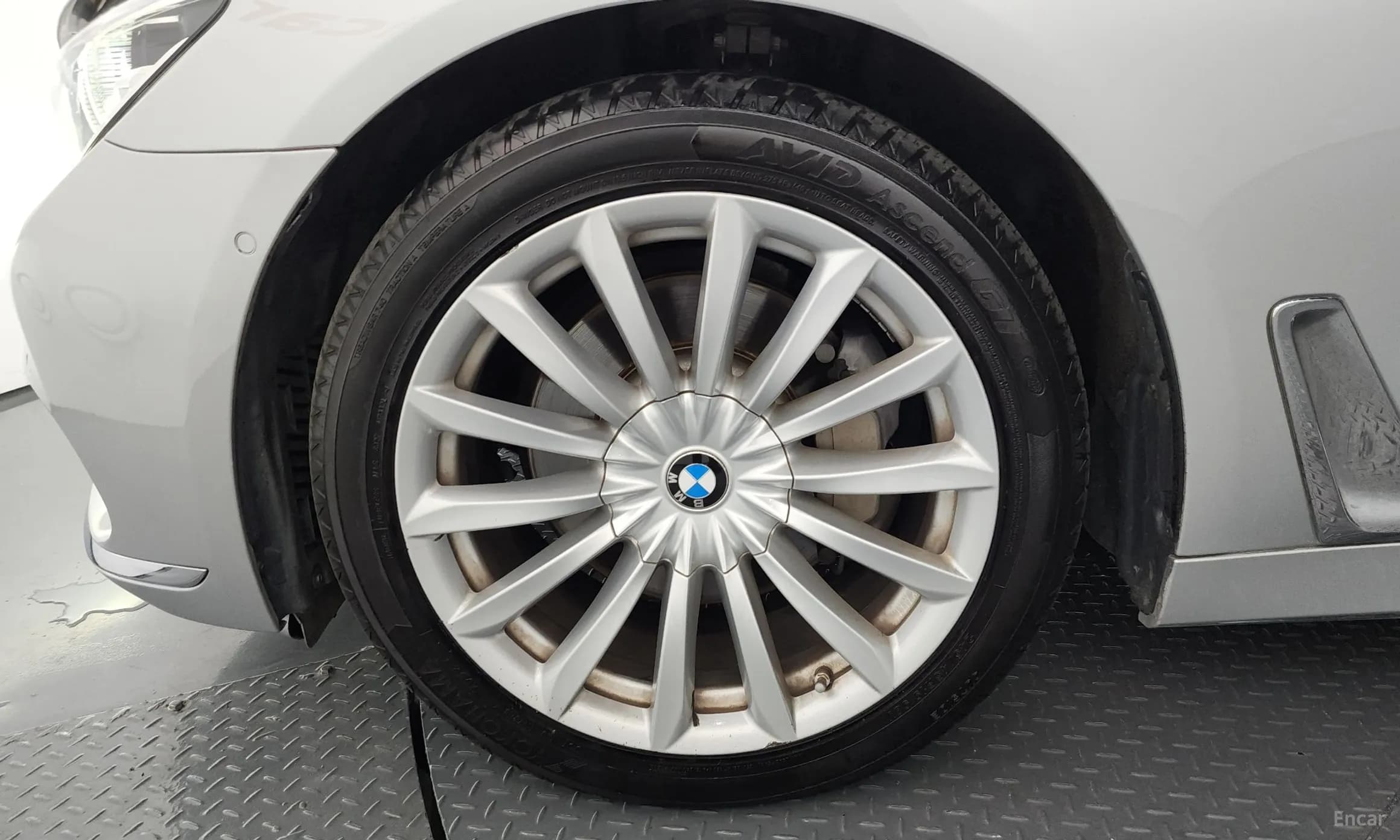 7 Series (G11)