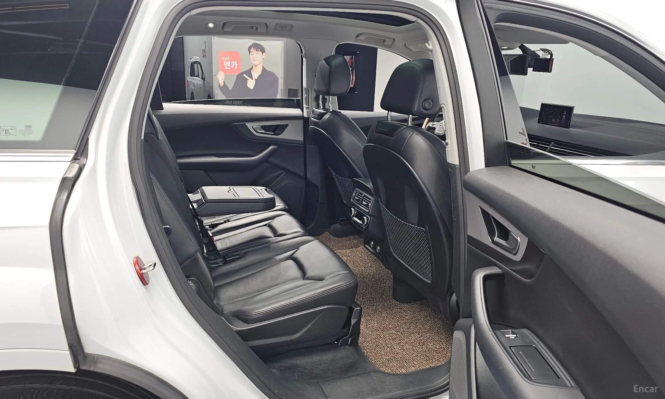 Q7 (4M)