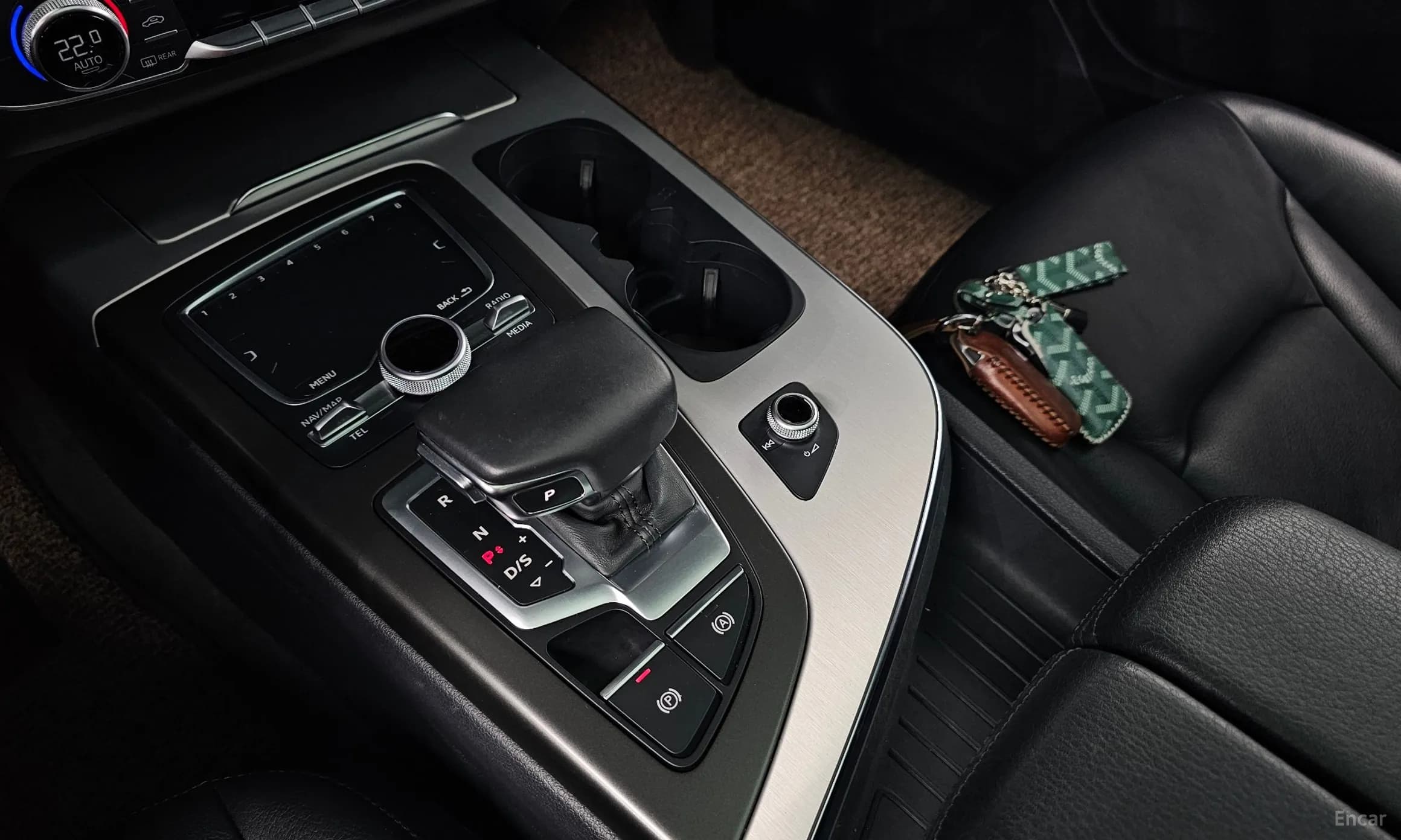 Q7 (4M)