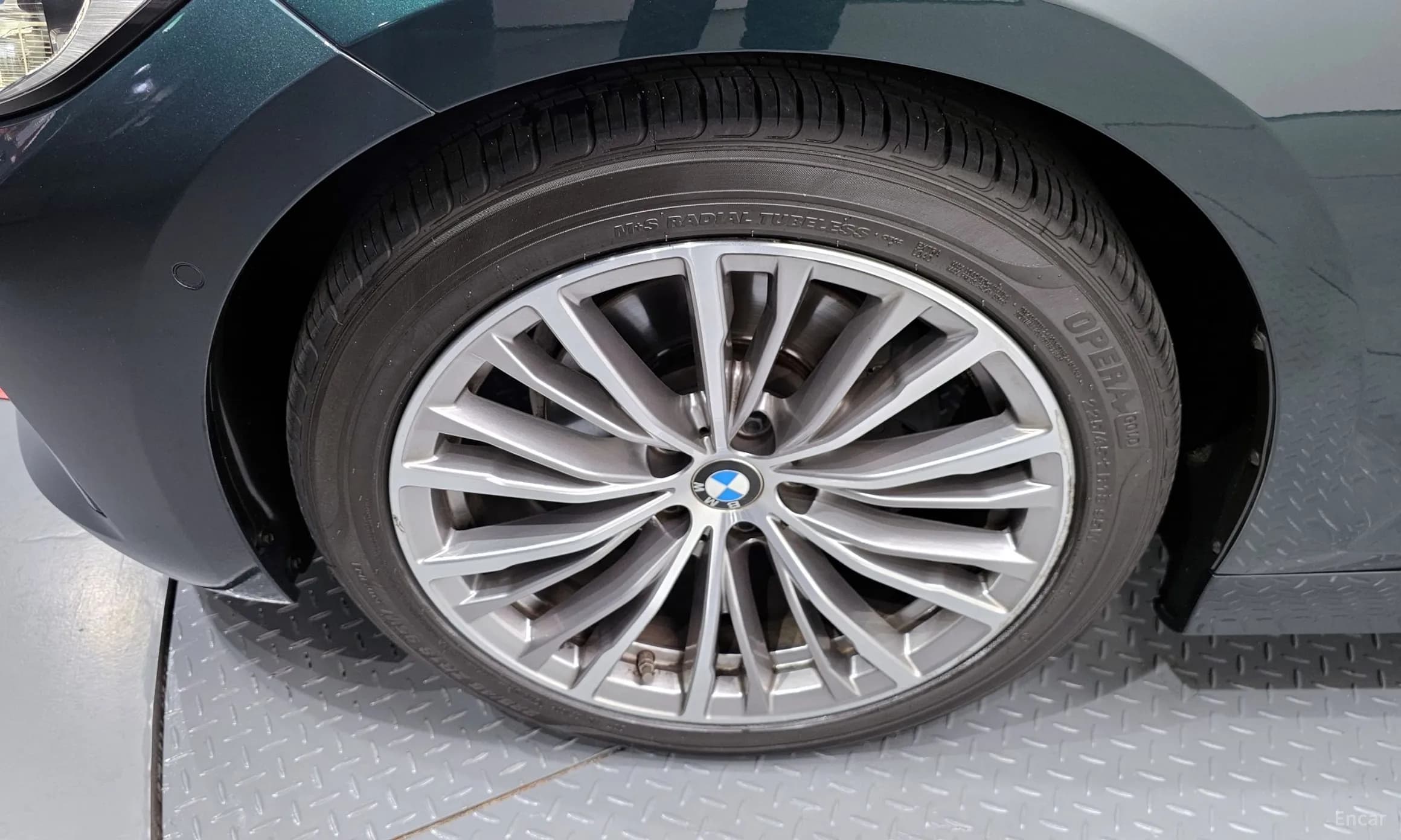 3 Series (G20)