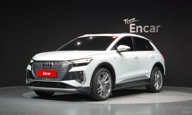 Q4 e-tron (F4)