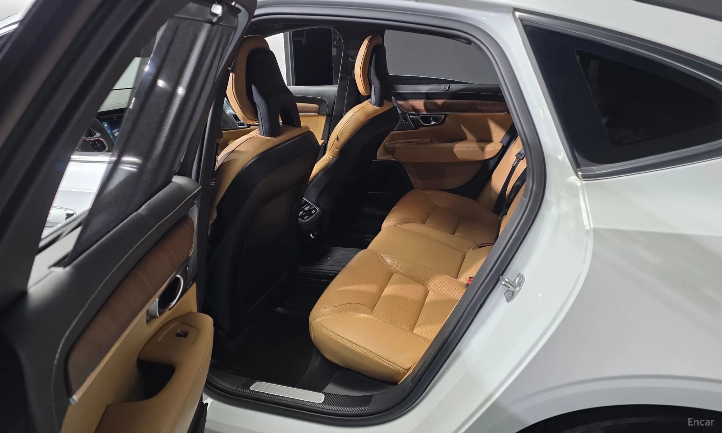 S90