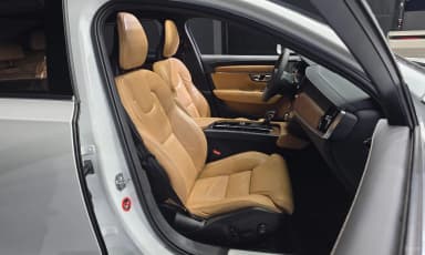 S90