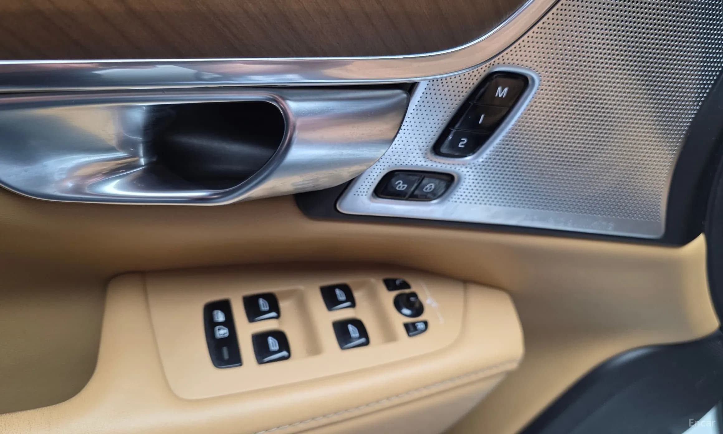 S90