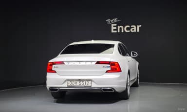 S90
