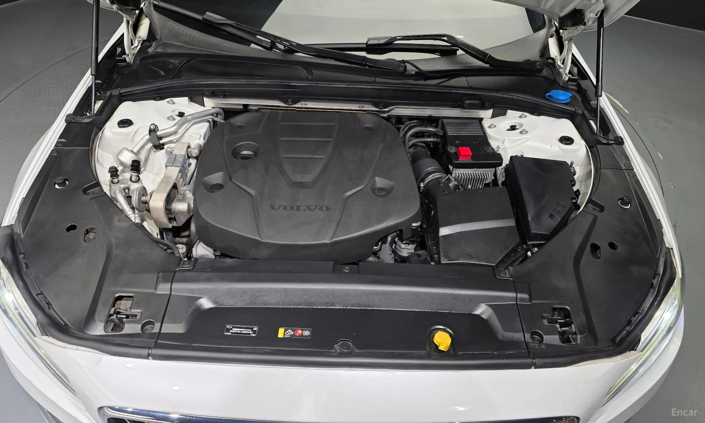 S90