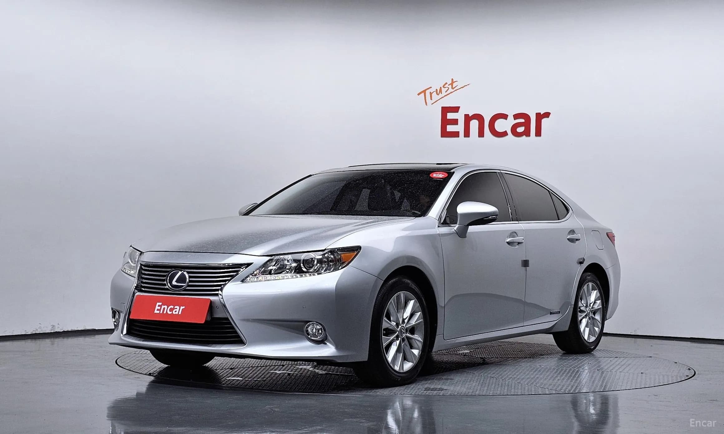 New ES300h