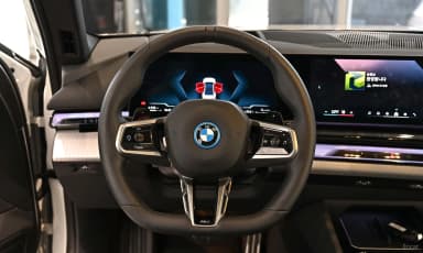 5 Series (G60)
