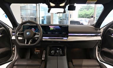 5 Series (G60)