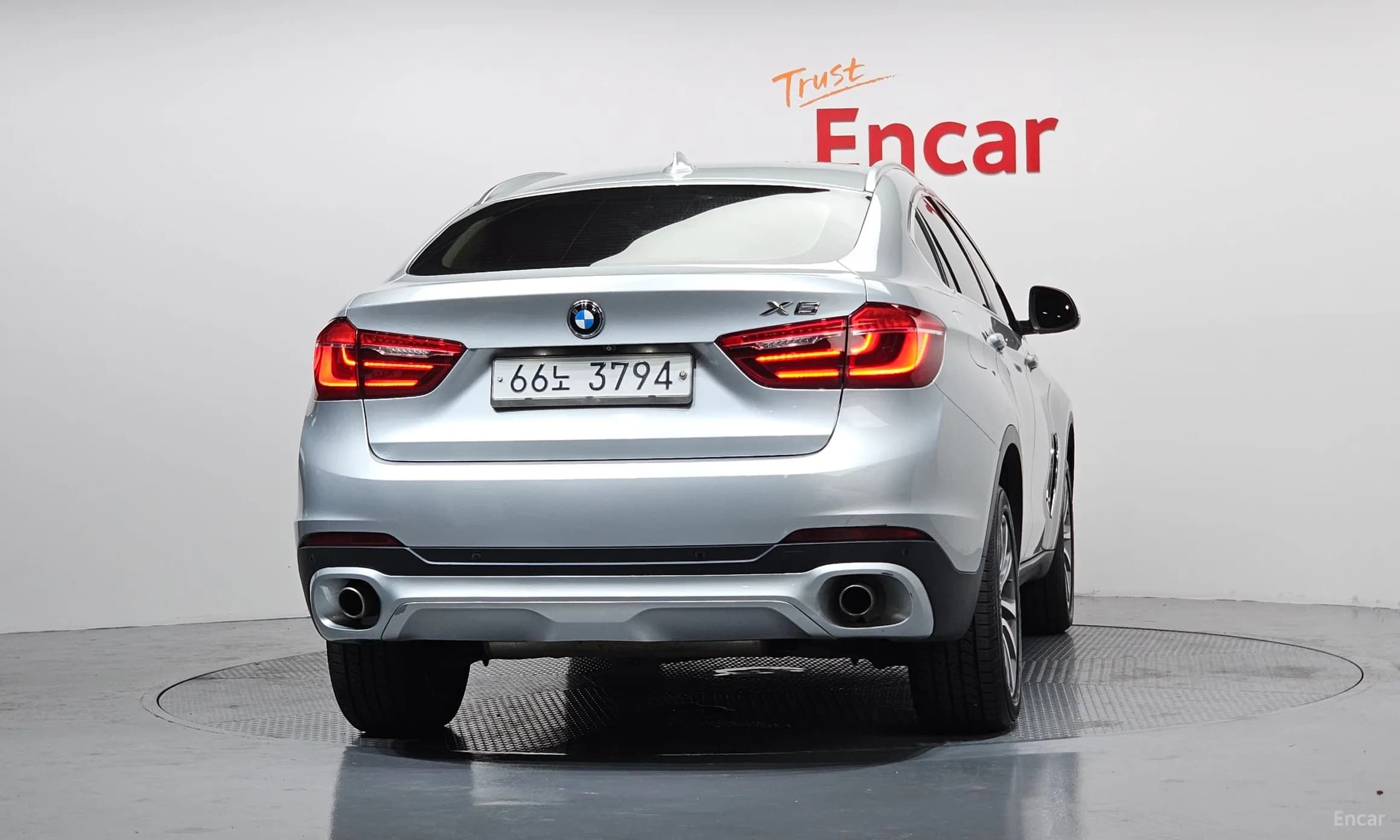 X6 (F16)