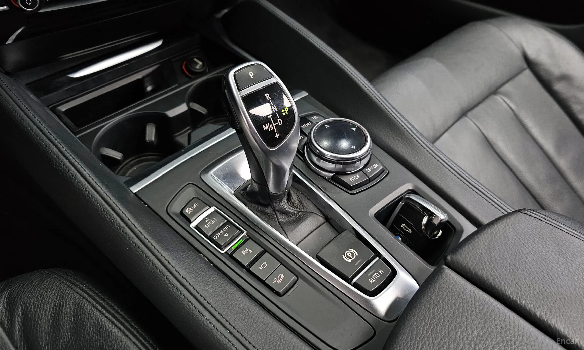 X6 (F16)