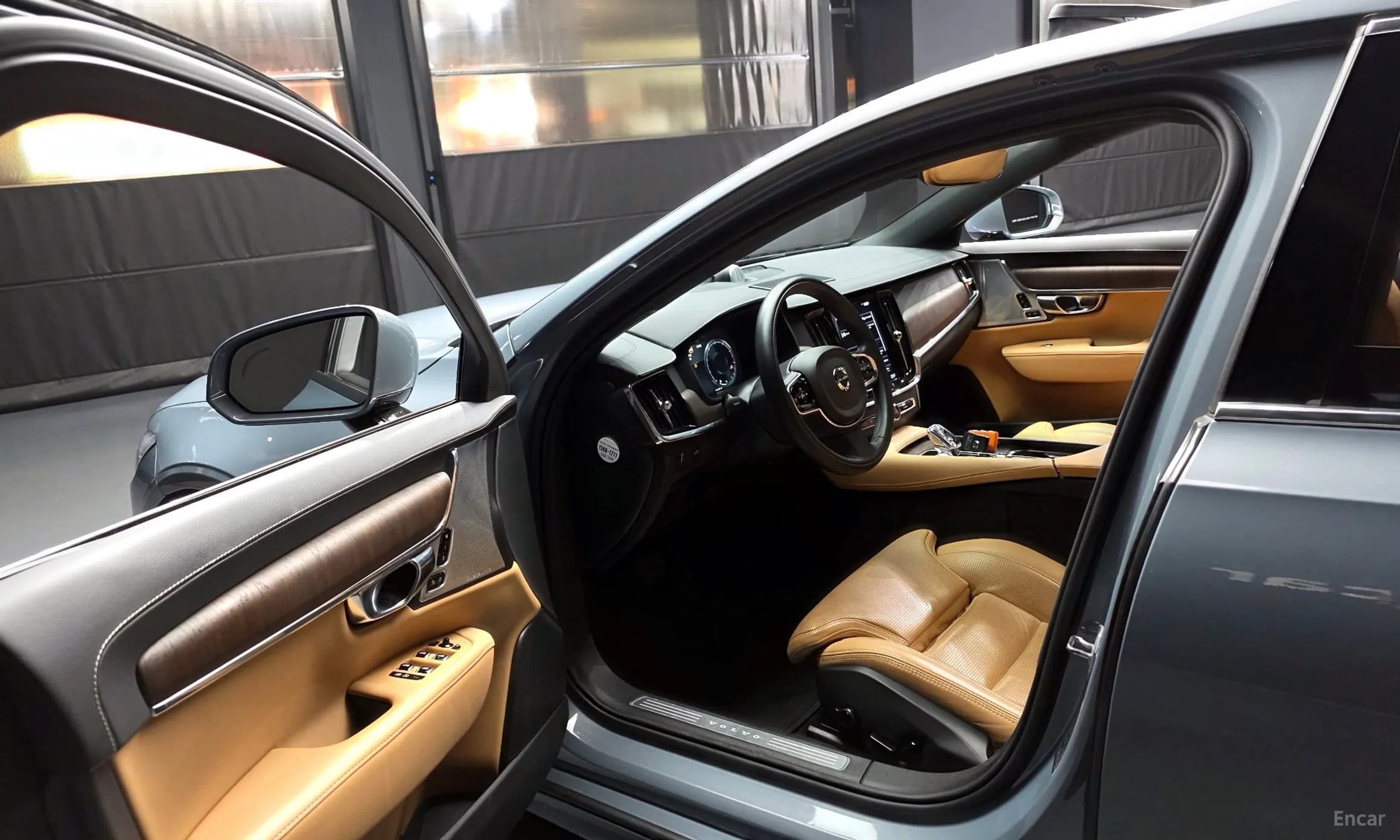 S90