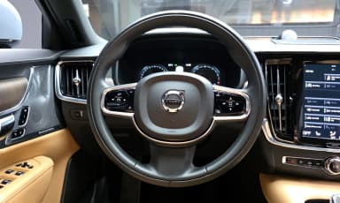 S90