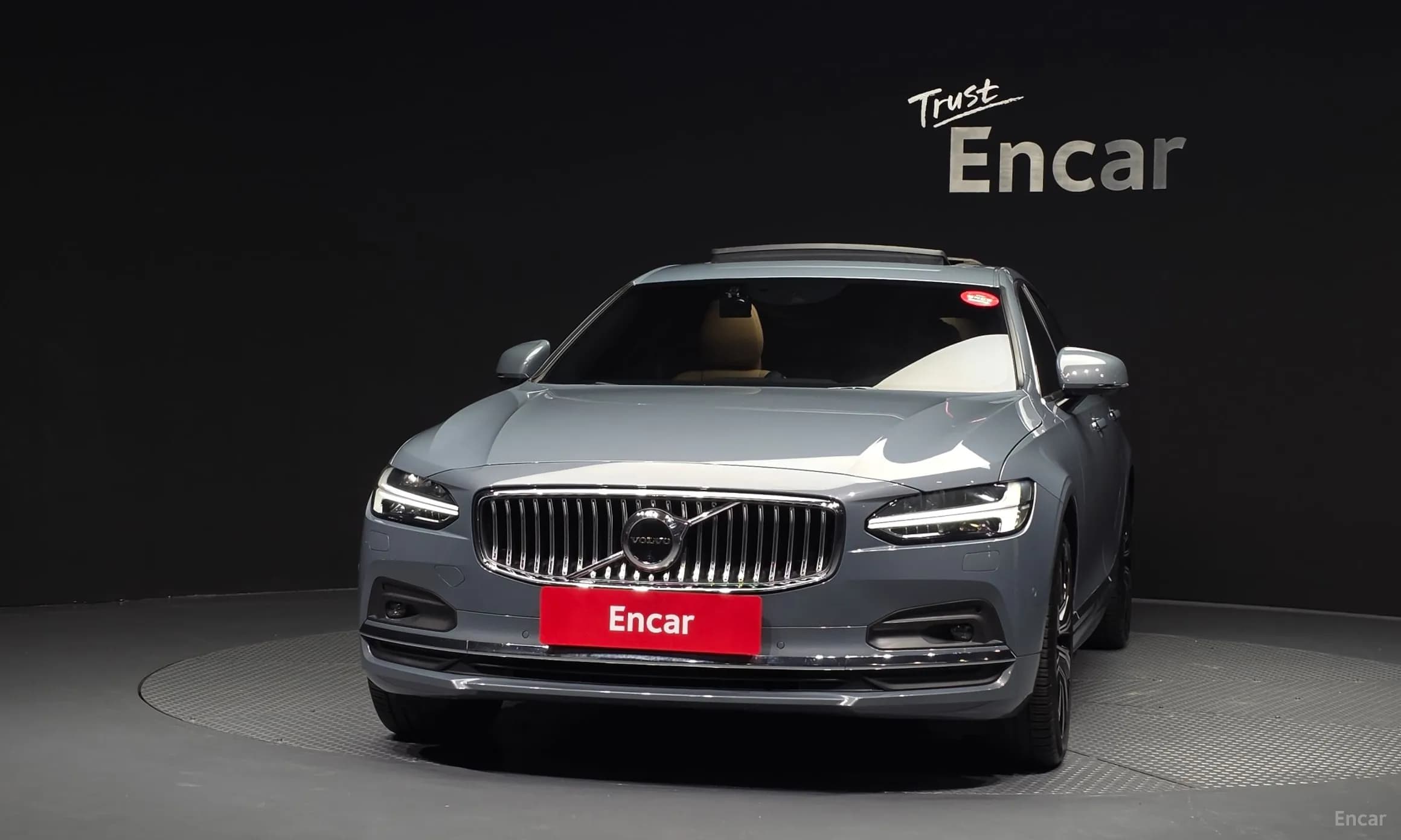 S90