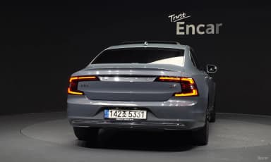 S90