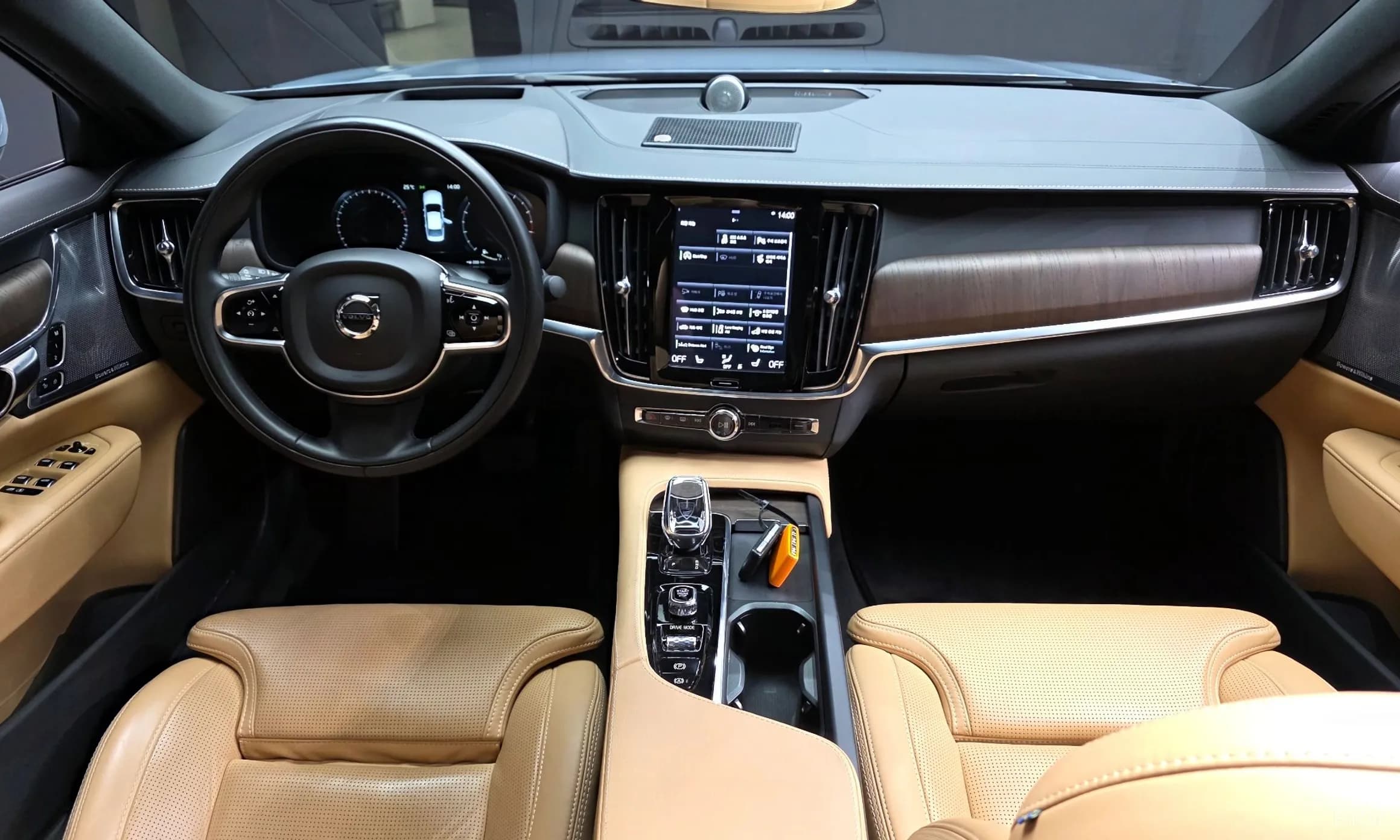 S90