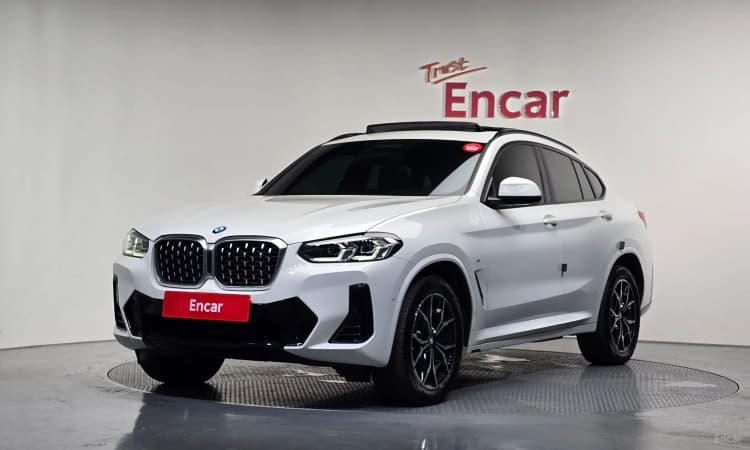 X4 (G02)