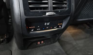 X4 (G02)