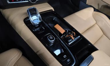 S90