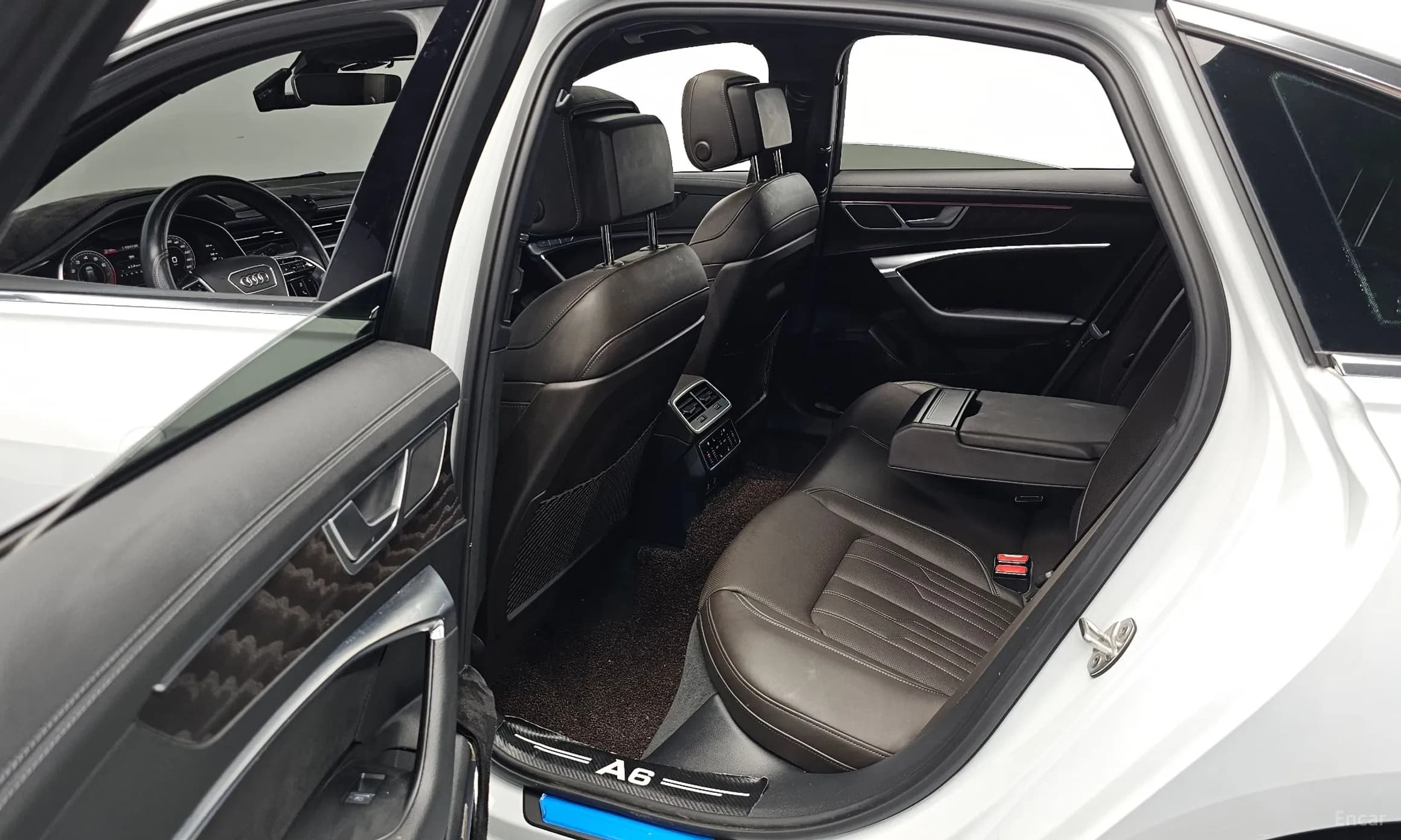 A6 (C8)