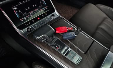 A6 (C8)