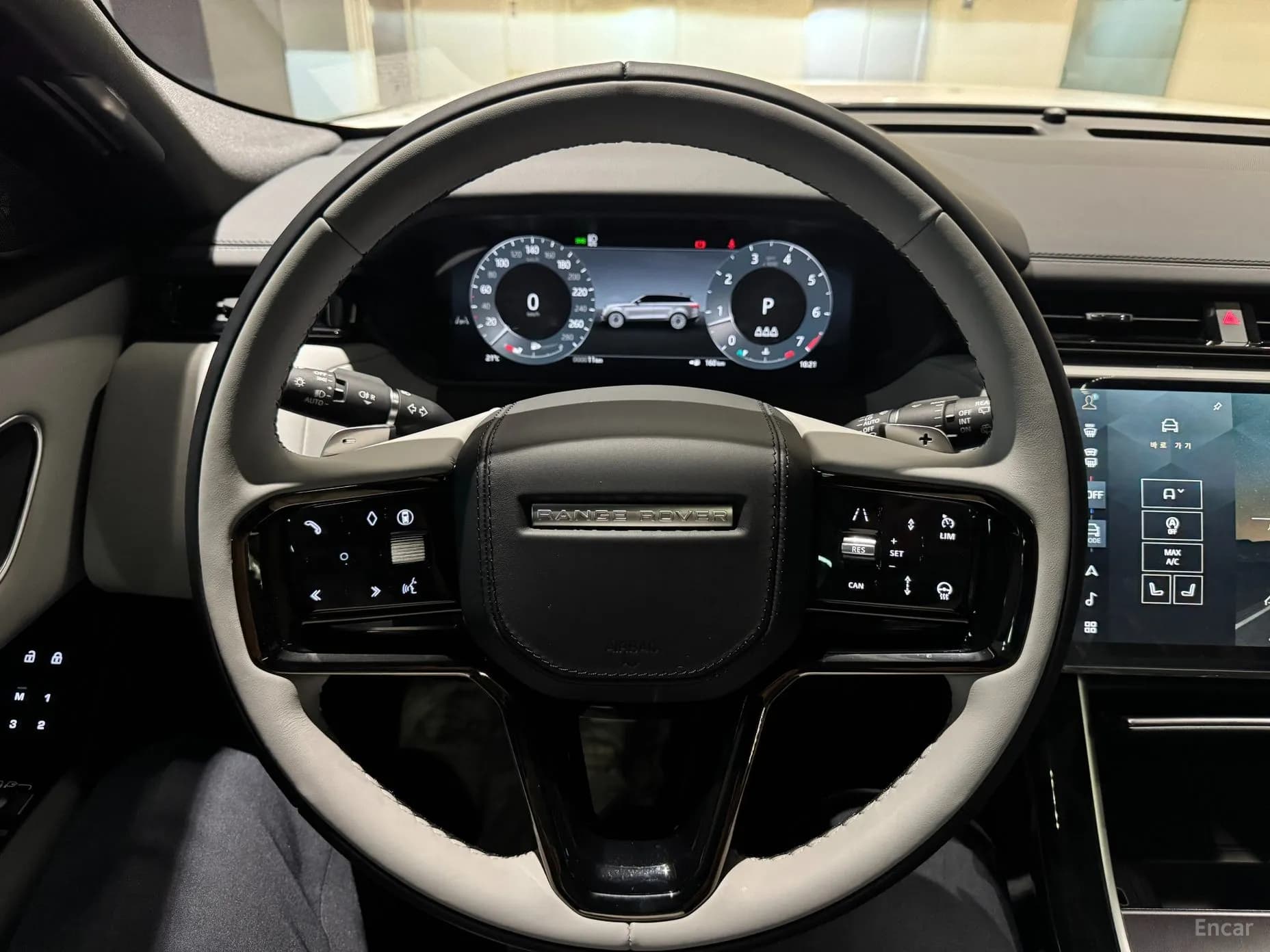 Range Rover Bella