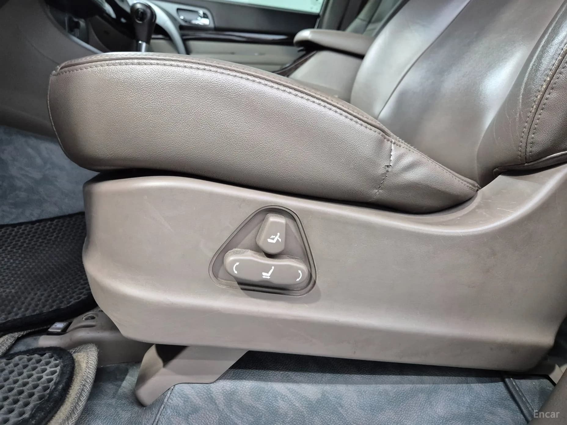Korando Turismo