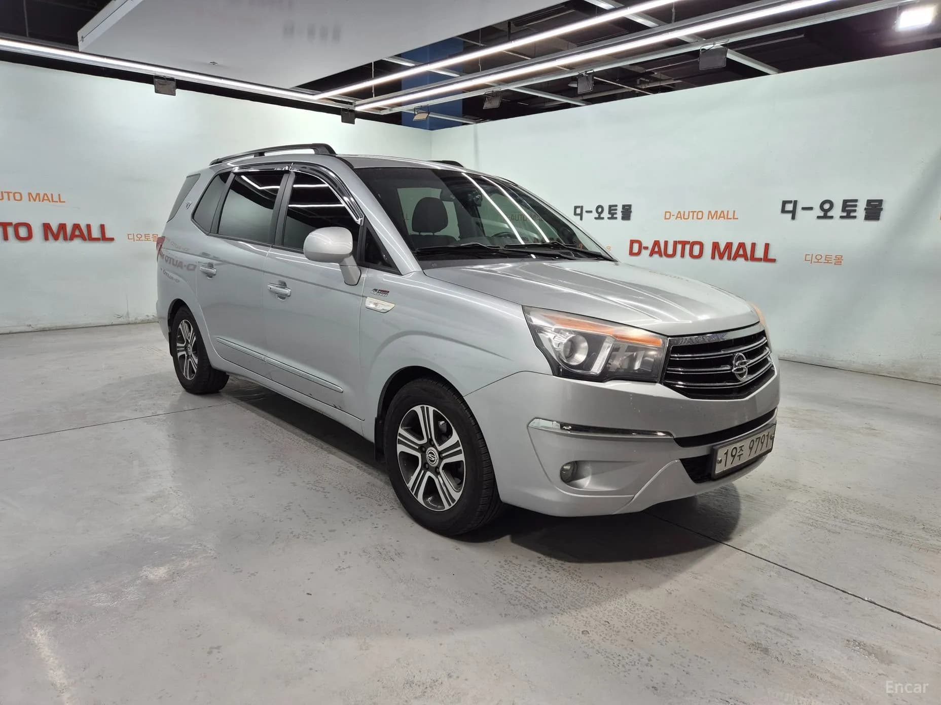 Korando Turismo