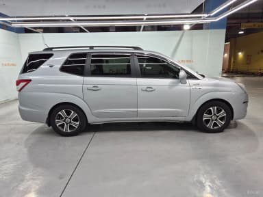 Korando Turismo