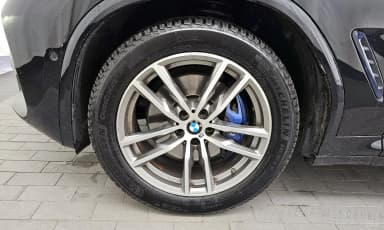 X3 (G01)