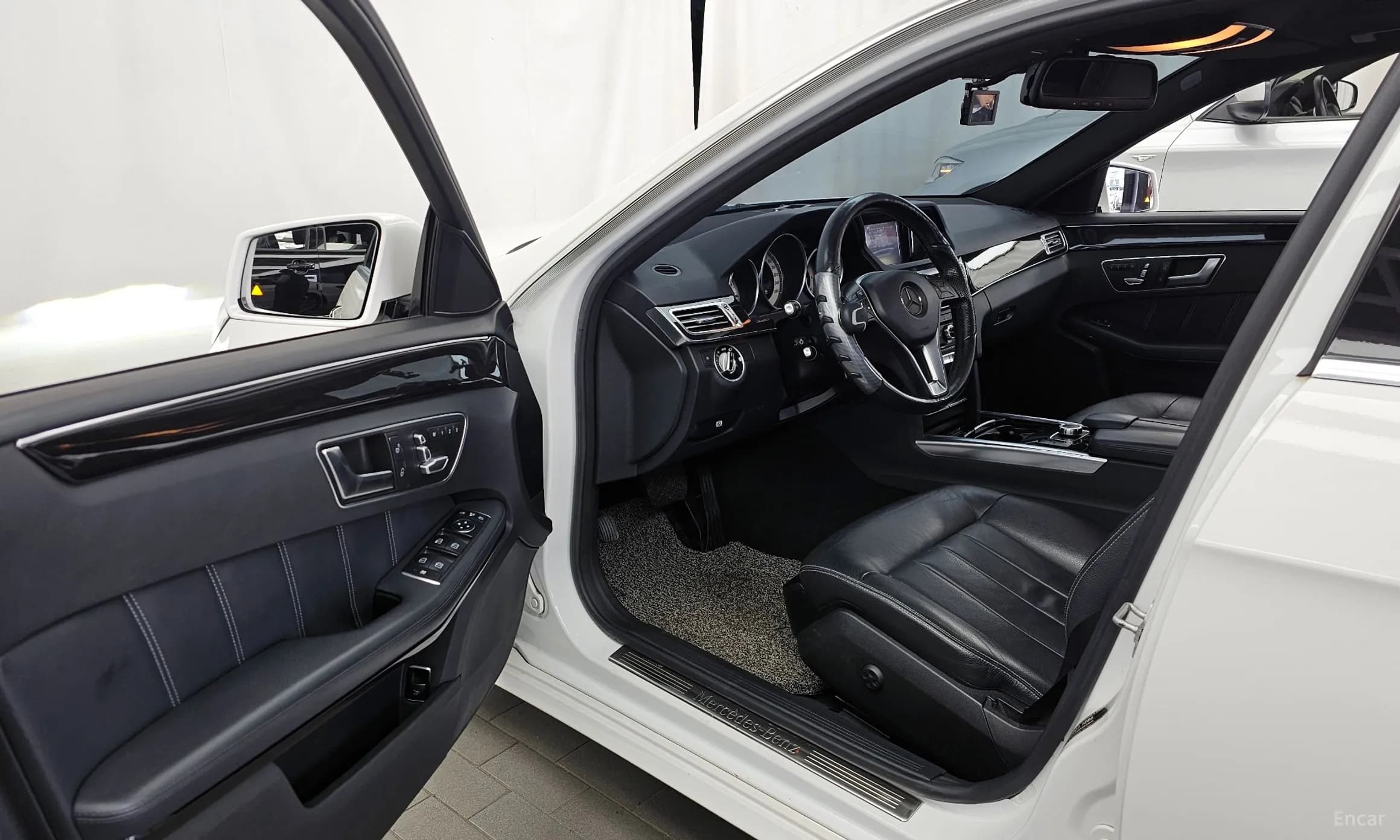 E-Class W212