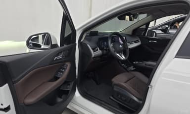 2 Series Active Tourer (U06)