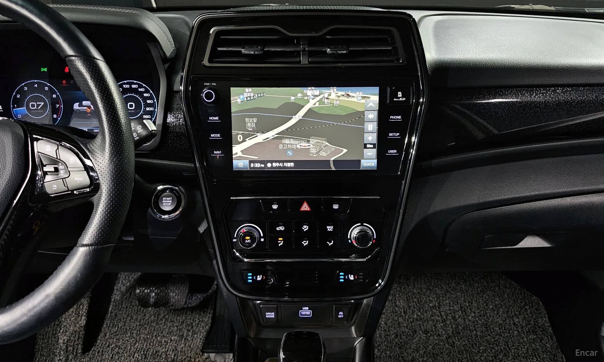 Berry New Tivoli