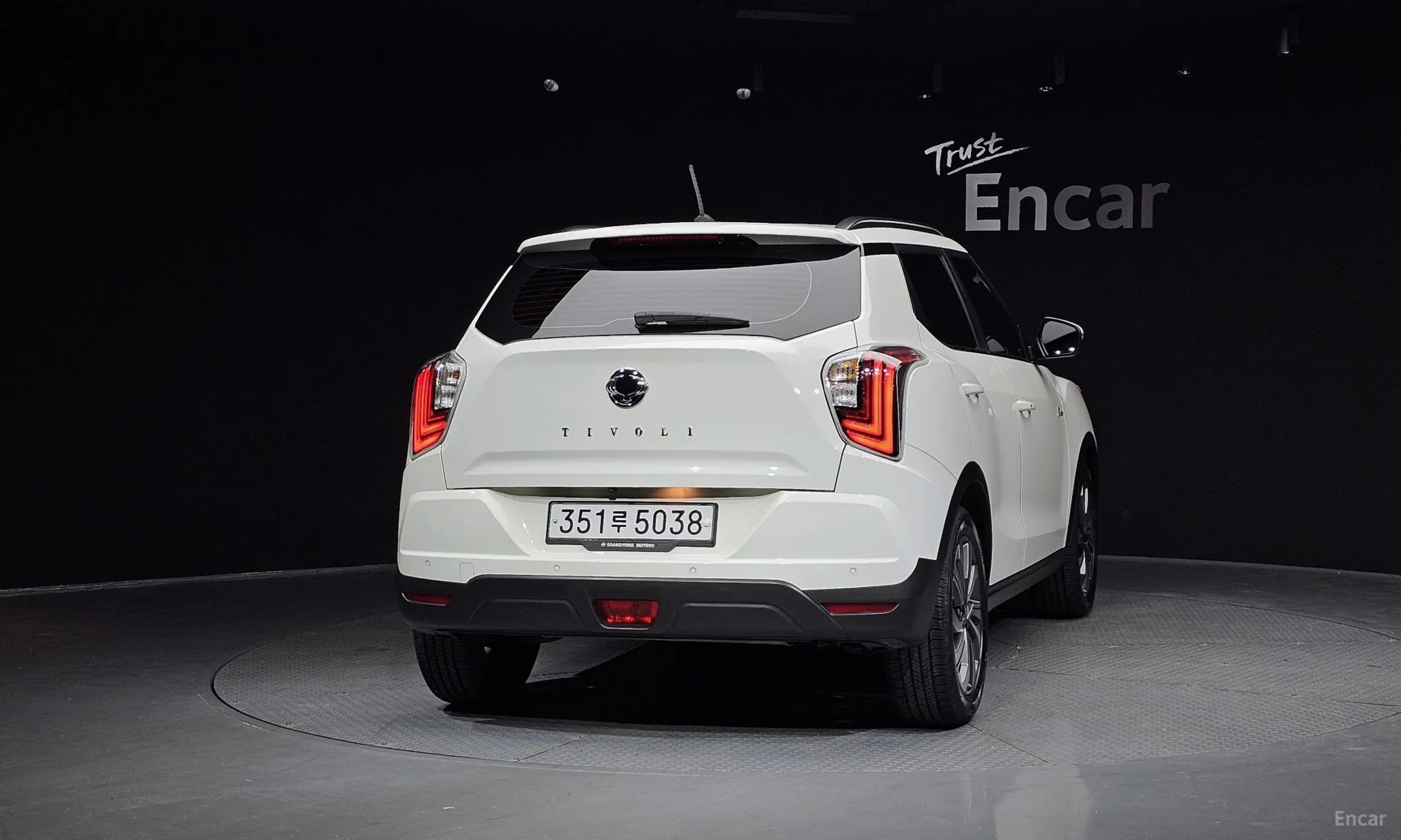 Berry New Tivoli
